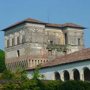 Molino Di Basso Hostel